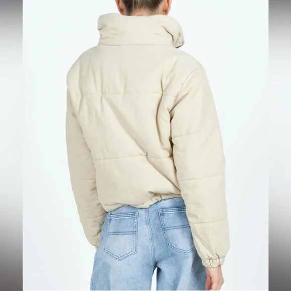 Cream beige puffer jacket from princess polly - Picture 3 of 8